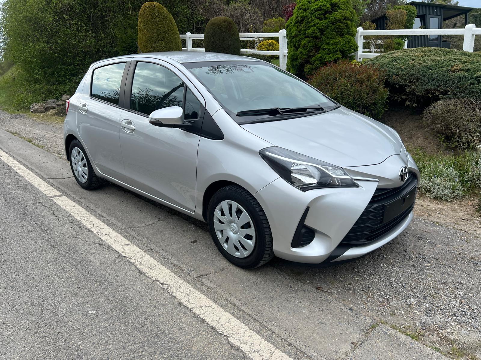 Toyota yaris 2